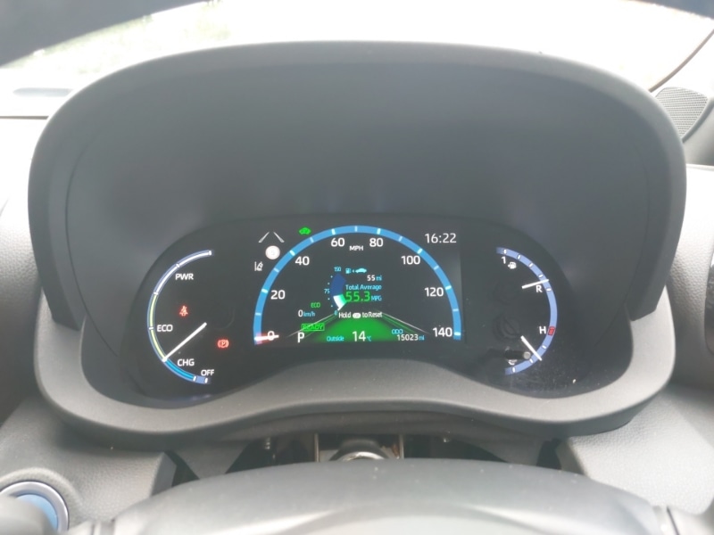 Used Toyota Yaris Cross 2022 for sale - 76613702: Photo 19