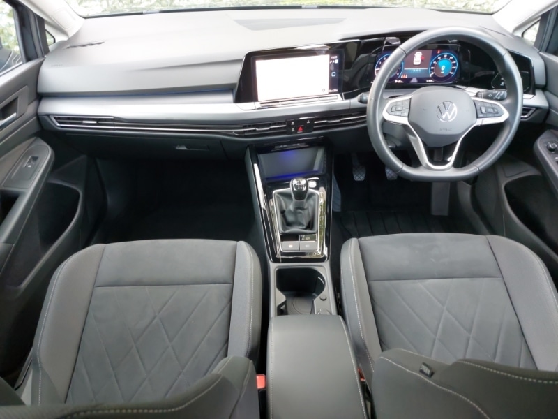 Used Volkswagen Golf 2023 for sale - 76358649: Photo 2