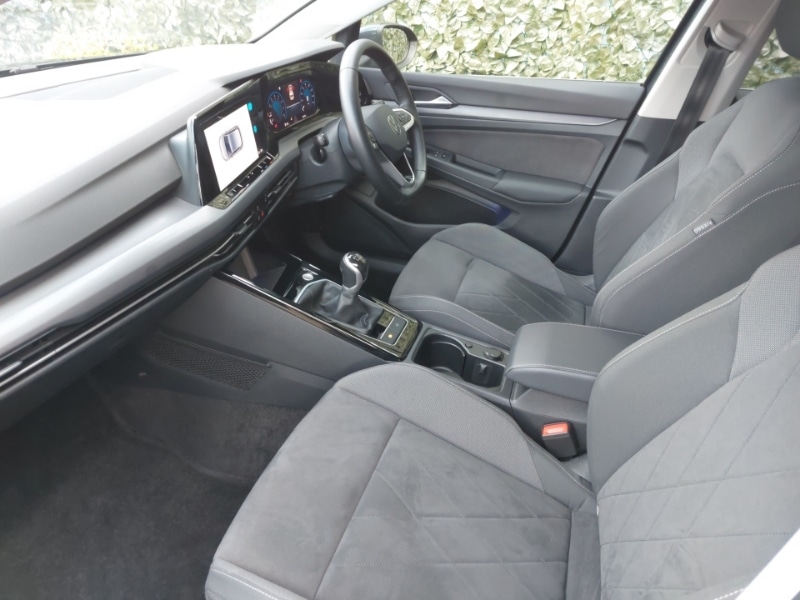 Used Volkswagen Golf 2023 for sale - 76358649: Photo 5
