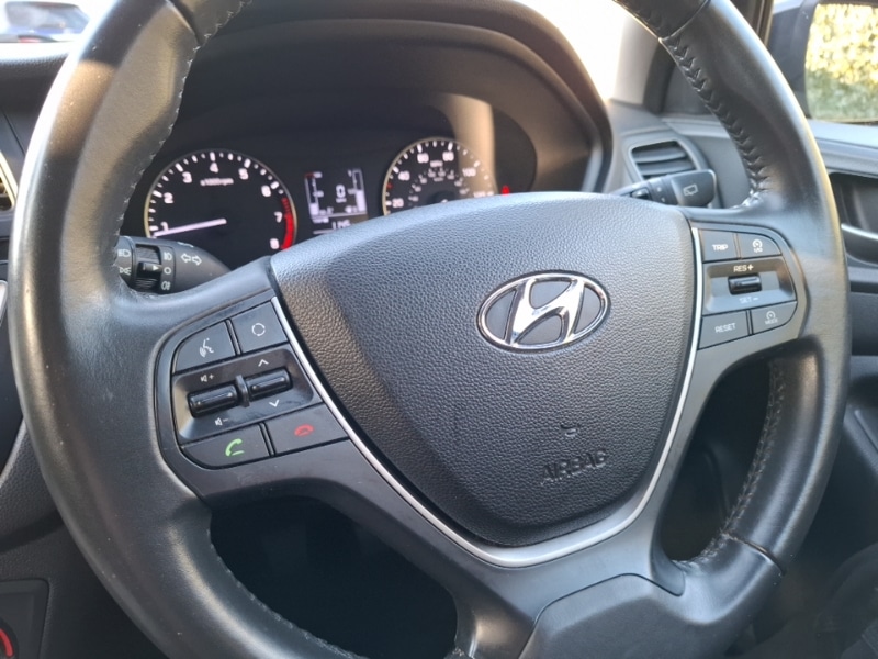 Used Hyundai i20 2017 for sale - 77911570: Photo 12