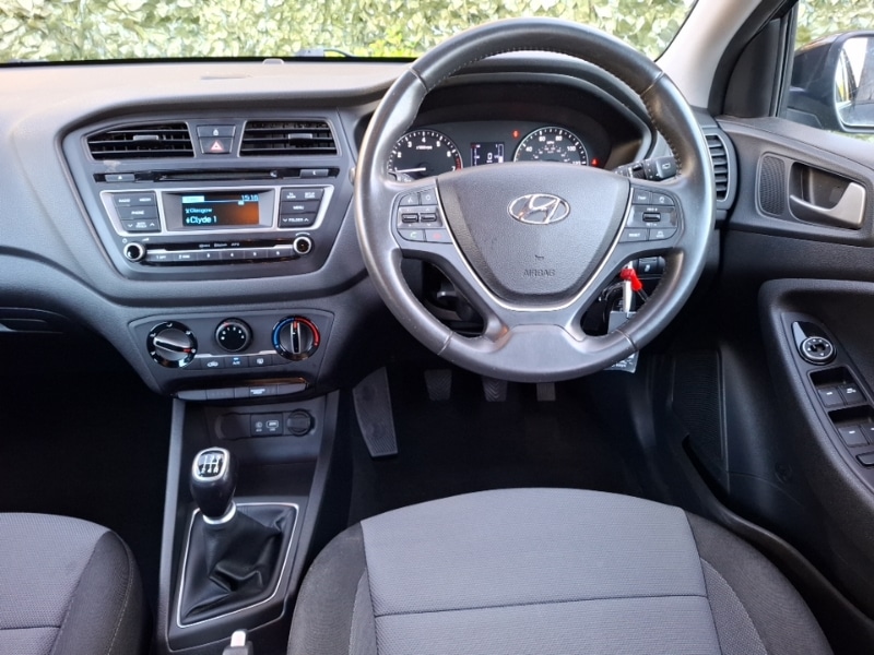 Used Hyundai i20 2017 for sale - 77911570: Photo 7