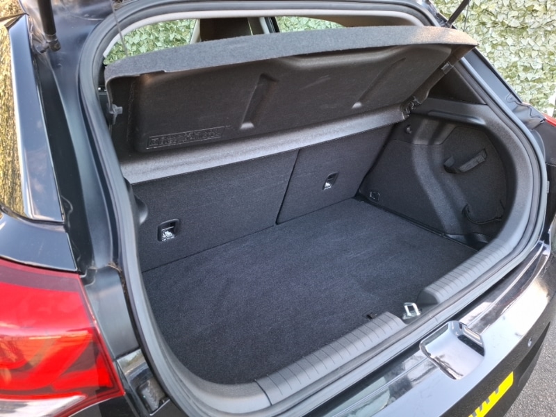 Used Hyundai i20 2017 for sale - 77911570: Photo 8