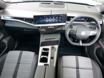 Used Vauxhall Grandland 2025 for sale - 75143289: Photo
