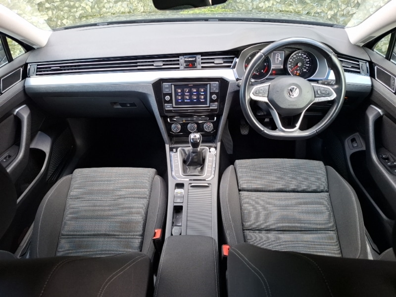 Used Volkswagen Passat 2020 for sale - 78114057: Photo 2