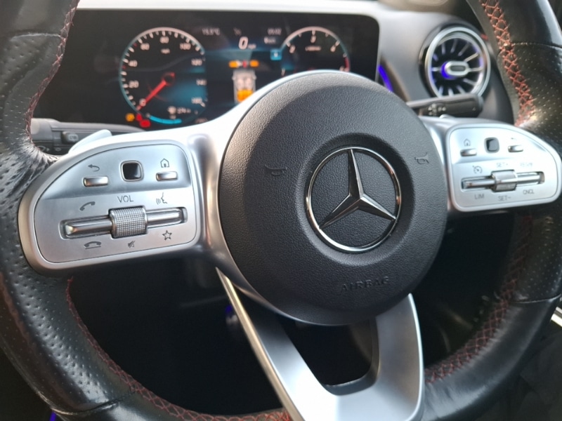 Used Mercedes-Benz GLB 2020 for sale - 77956501: Photo 12