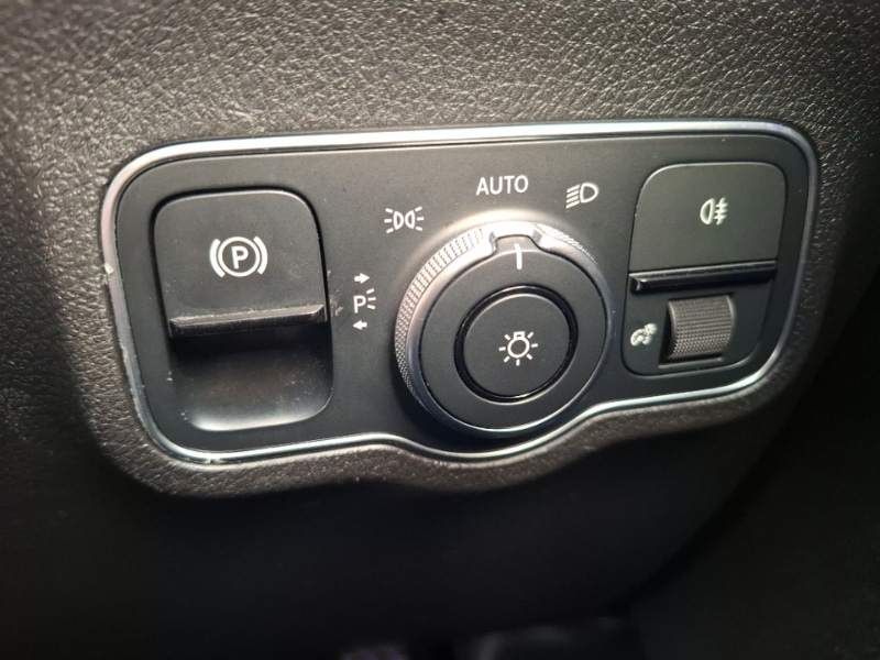 Used Mercedes-Benz GLB 2020 for sale - 77956501: Photo 17