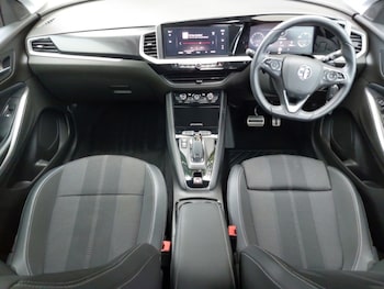 Used Vauxhall Grandland 2023 for sale - 76244244: Photo 2
