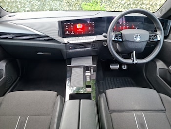 Used Vauxhall Astra 2023 for sale - 79273980: Photo