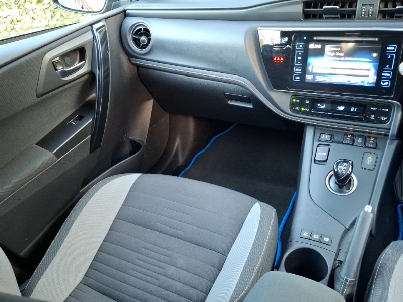 Used Toyota Auris 2017 for sale - 76628801: Photo 11