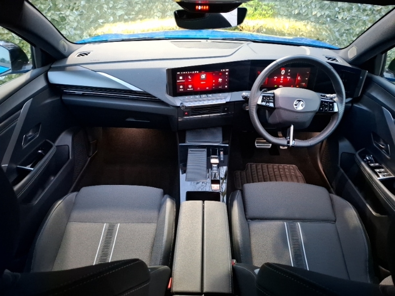 Used Vauxhall Astra 2024 for sale - 77078320: Photo 2