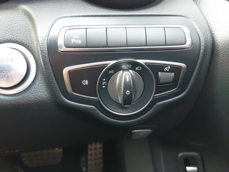 Used Mercedes-Benz C-Class 2019 for sale - 76199109: Photo 17