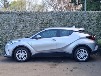 Used Toyota C-HR 2023 for sale - 78342675: Photo