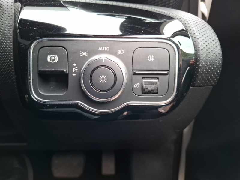 Used Mercedes-Benz A-Class 2019 for sale - 77922389: Photo 16