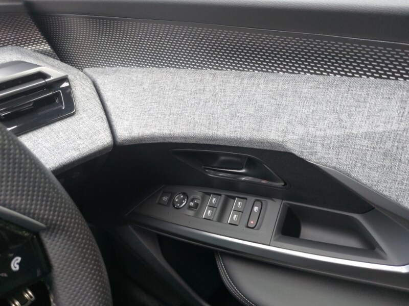 Used Peugeot 3008 2024 for sale - 75971839: Photo 19