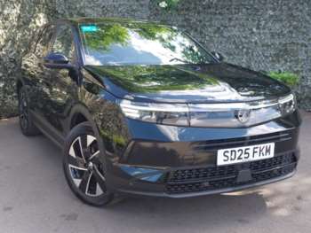 2025 - 1.2 Hybrid [136] Ultimate 5dr e-DCT6 [Pan Roof]