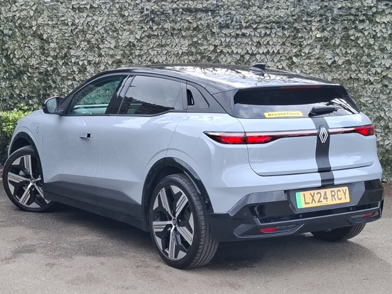 Used Renault Megane E Tech 2024 for sale - 78147094: Photo 3