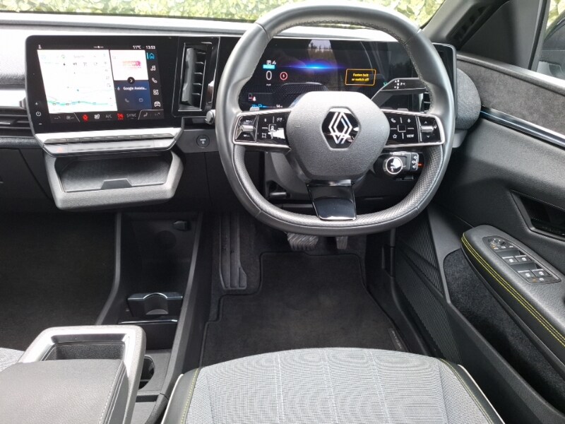 Used Renault Megane E Tech 2024 for sale - 78147094: Photo 7