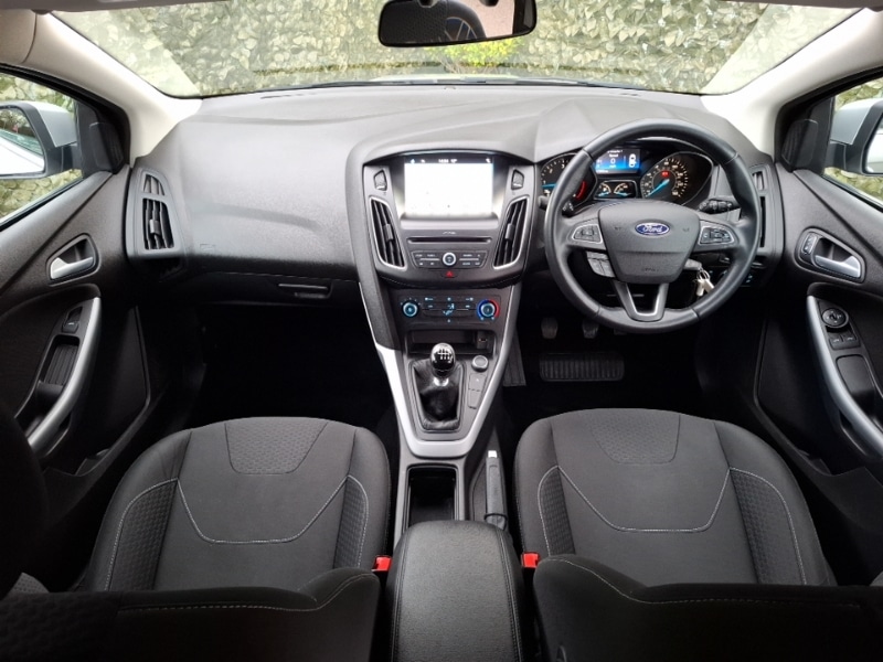 Used Ford Focus 2017 for sale - 77576820: Photo 2