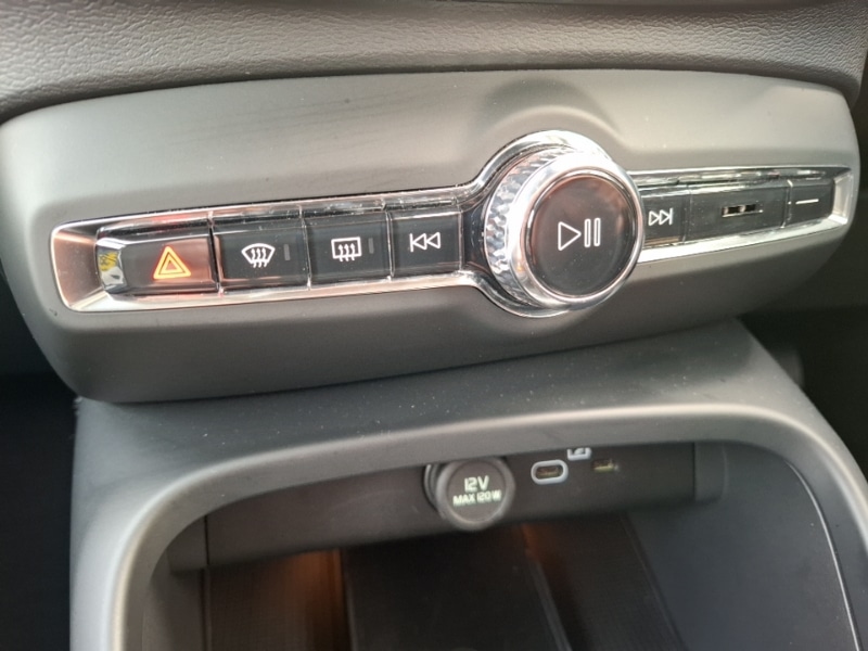 Used Volvo XC40 2024 for sale - 78202916: Photo 16