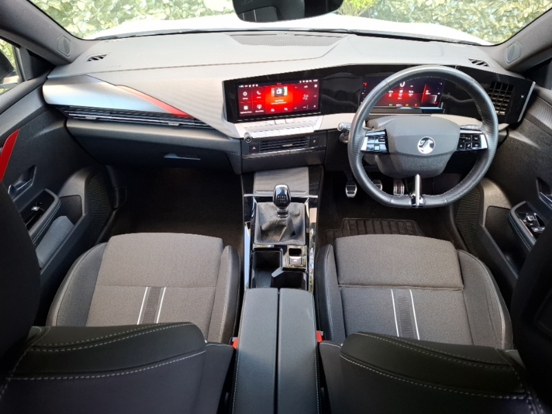 Used Vauxhall Astra 2022 for sale - 76639384: Photo 2