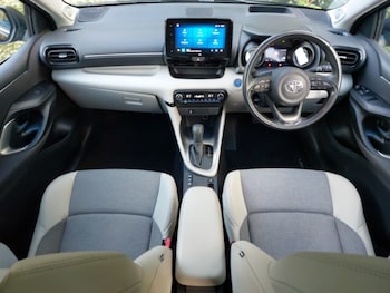 Used Toyota Yaris 2022 for sale - 76387872: Photo