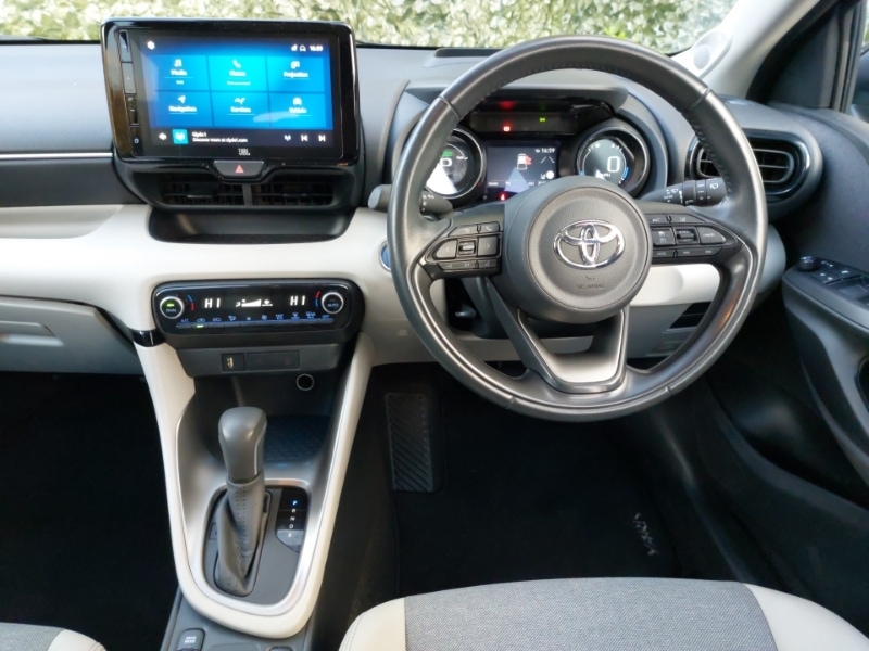 Used Toyota Yaris 2022 for sale - 76387872: Photo 7