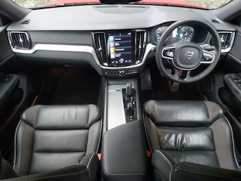 Used Volvo V60 2021 for sale - 76478734: Photo
