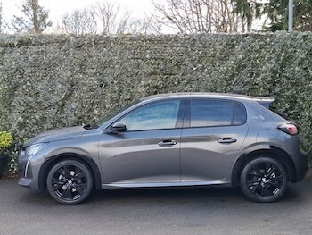 Used Peugeot 208 2023 for sale - 77678054: Photo