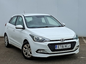 Used Hyundai i20 2016 for sale - 79411579: Photo