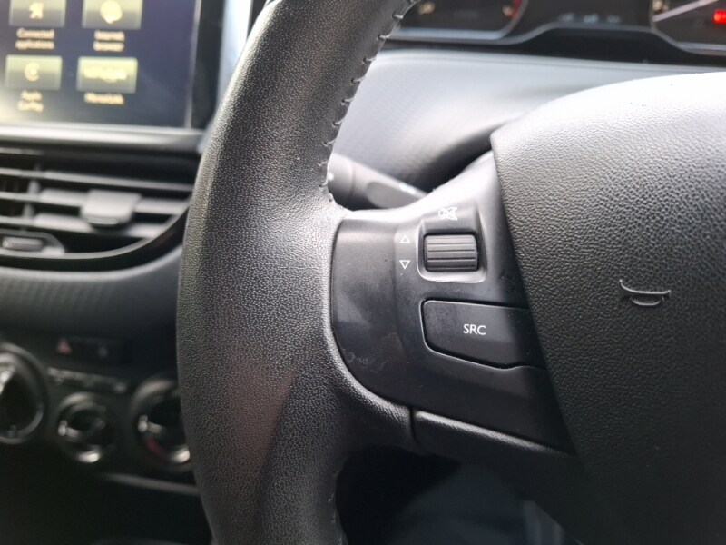 Used Peugeot 208 2016 for sale - 77644351: Photo 16