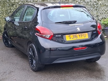 Used Peugeot 208 2016 for sale - 77644351: Photo