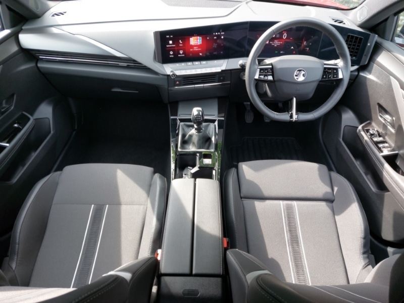 Used Vauxhall Astra 2024 for sale - 77605869: Photo 2