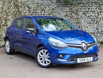 Used Renault Clio 2018 for sale - 79686136: Photo