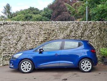 Used Renault Clio 2018 for sale - 79686136: Photo