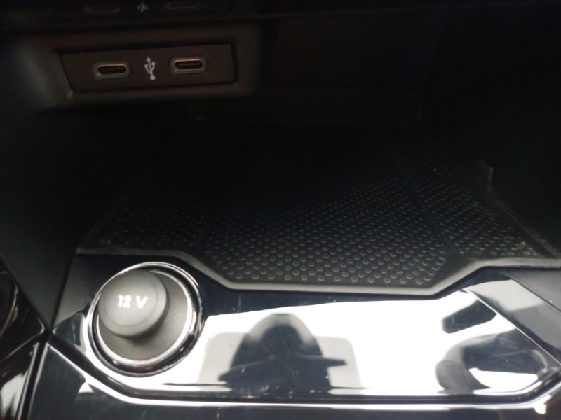 Used Volkswagen T-Roc 2023 for sale - 76335811: Photo 17
