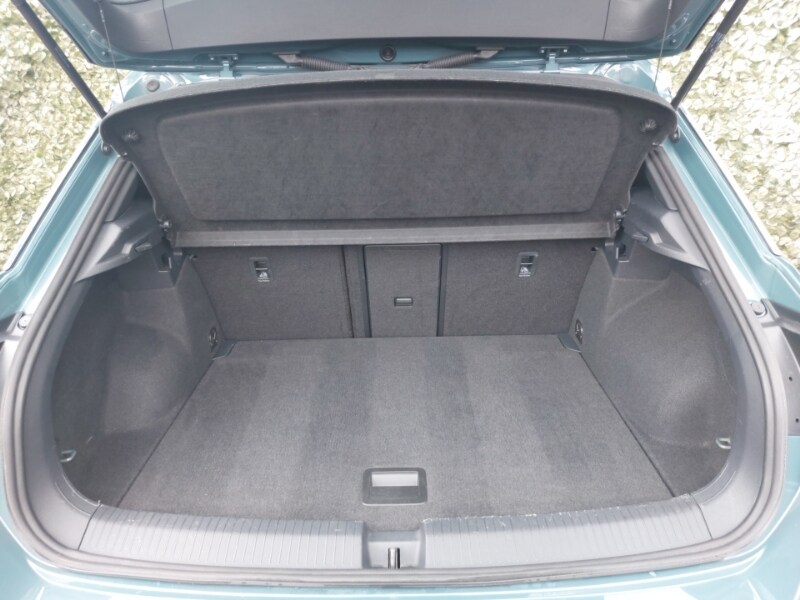 Used Volkswagen T-Roc 2023 for sale - 76335811: Photo 8