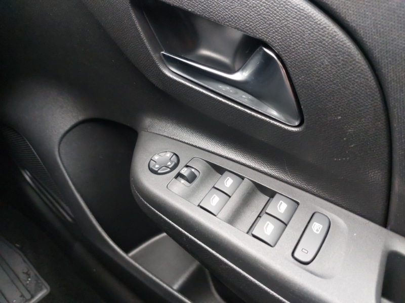 Used Vauxhall Corsa 2024 for sale - 76108152: Photo 18
