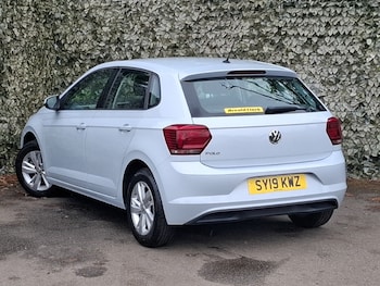 Used Volkswagen Polo 2019 for sale - 78771006: Photo