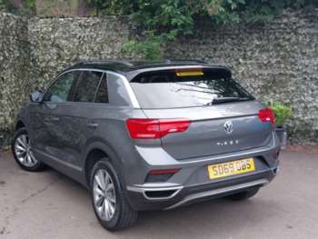 Used Volkswagen T-Roc 2019 for sale - 75205109: Photo
