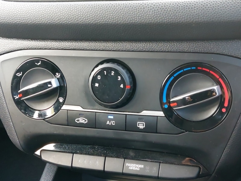 Used Hyundai i20 2020 for sale - 76804540: Photo 14