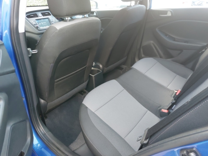 Used Hyundai i20 2020 for sale - 76804540: Photo 6