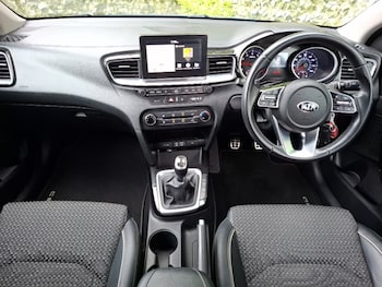 Used Kia Ceed 2018 for sale - 79281794: Photo