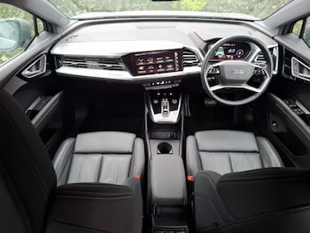 Used Audi Q4 e-tron 2024 for sale - 76974974: Photo