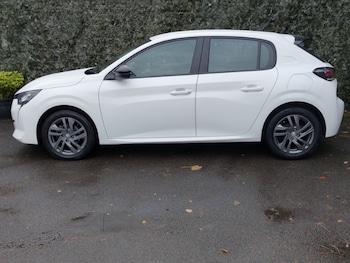Used Peugeot 208 2022 for sale - 76437764: Photo