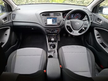 Used Hyundai i20 2020 for sale - 78415631: Photo