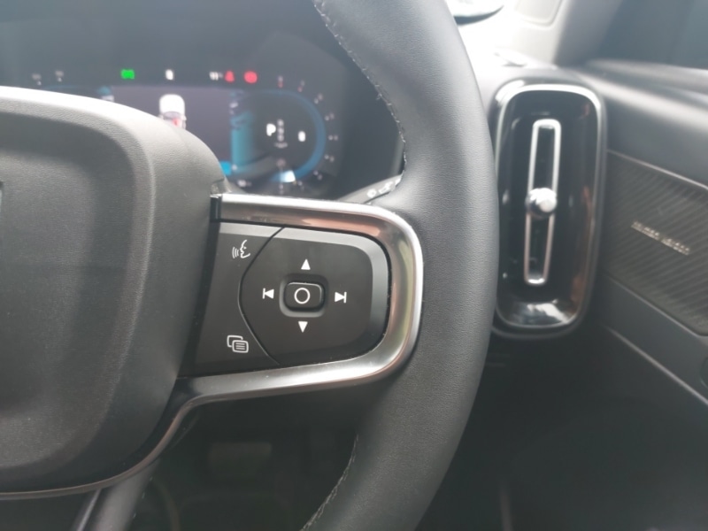 Used Volvo XC40 2024 for sale - 76365527: Photo 13