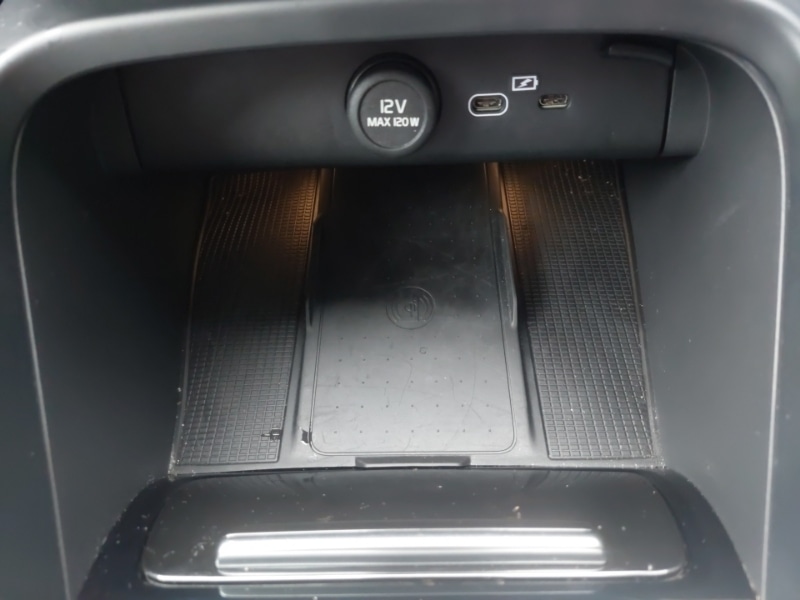Used Volvo XC40 2024 for sale - 76365527: Photo 17