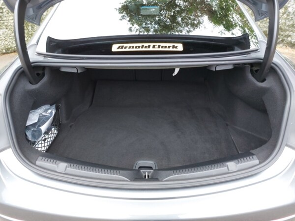 Used Mercedes-Benz E Class 2019 for sale - 76269095: Photo 8