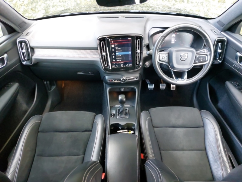 Used Volvo XC40 2020 for sale - 77197501: Photo 2