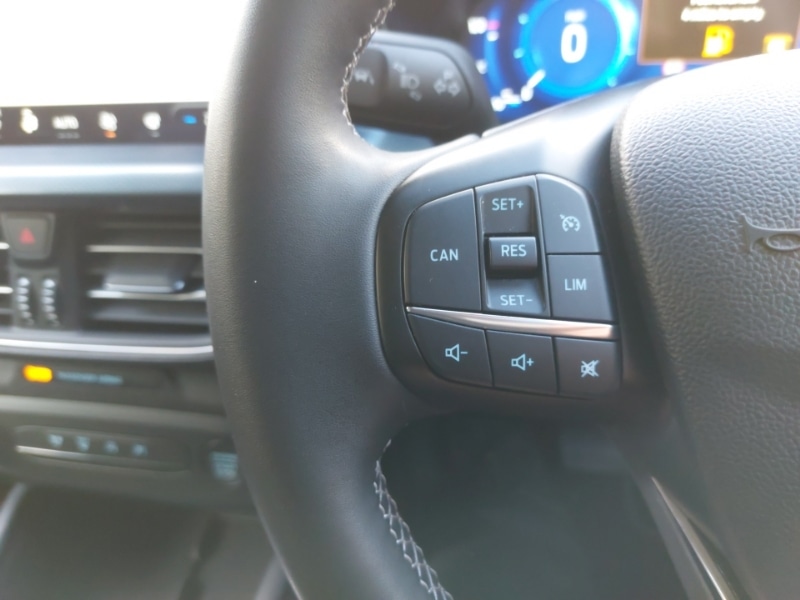 Used Ford Focus 2022 for sale - 76540507: Photo 17